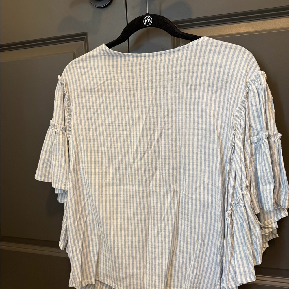 Philosophy Blue & White Striped Ruffle Sleeve Blouse
